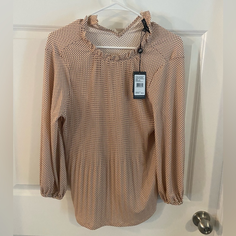 NWT small Adrianna Papell blouse